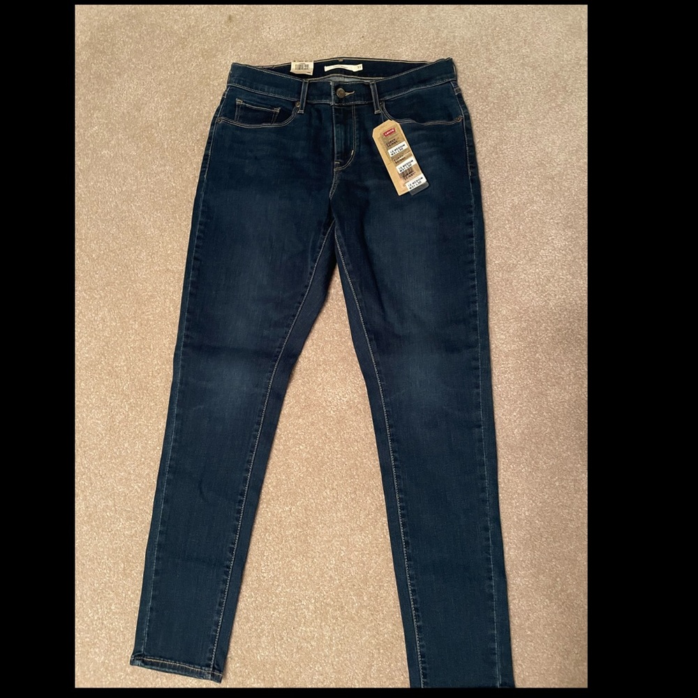 Levi Curvy Skinny Jeans